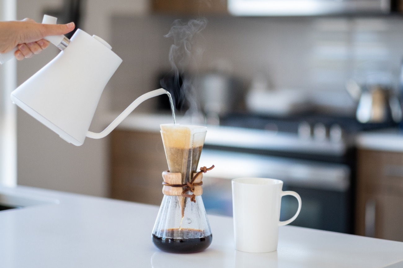 ハンドドリップで一杯ずつ淹れるコーヒー